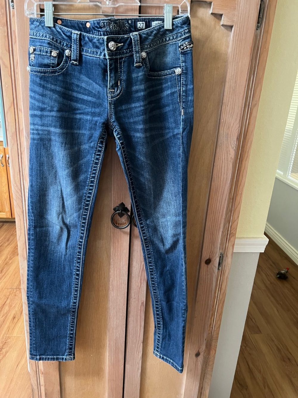 Miss Me Skinny Jeans in Dark Blue Wash